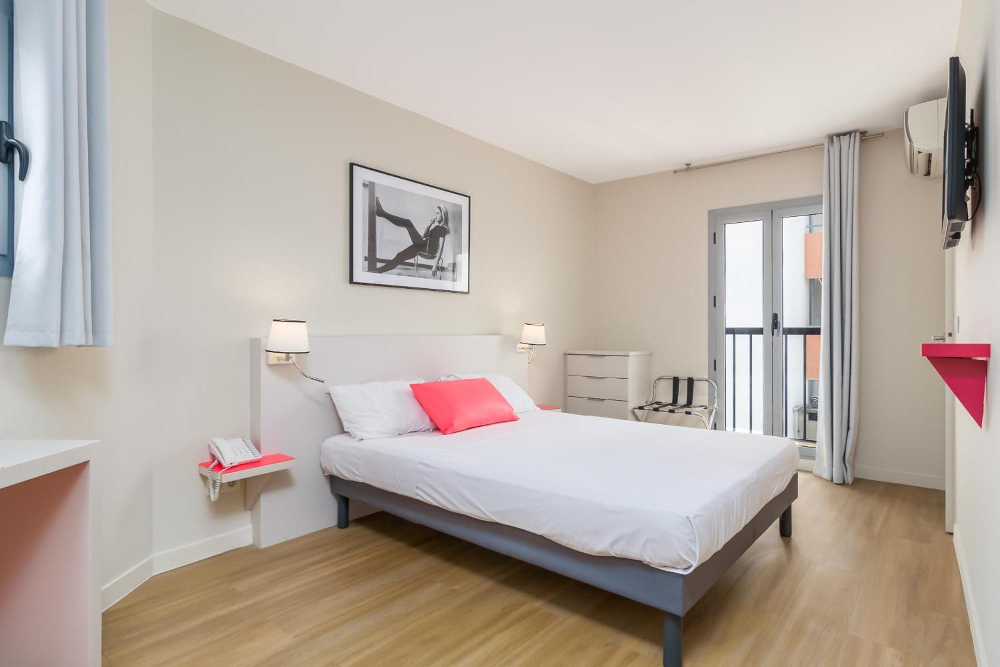 Urban Riviera Juan Les Pins - Queen Room 외부 사진