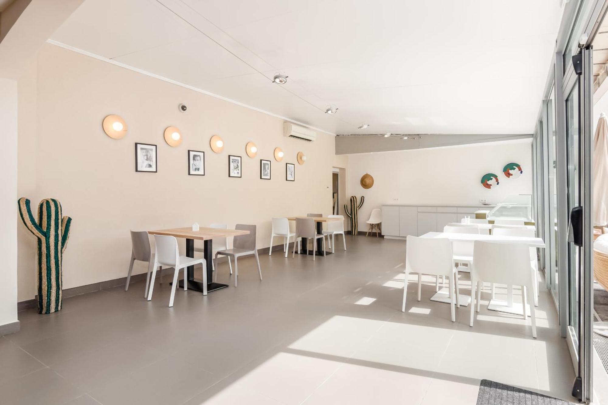 Urban Riviera Juan Les Pins - Queen Room 외부 사진